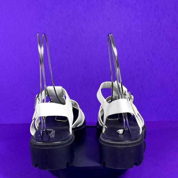 Steve Madden Girls White Dory Fisherman Sandals Shoe Size‎ 3-New - Picture 4 of 9